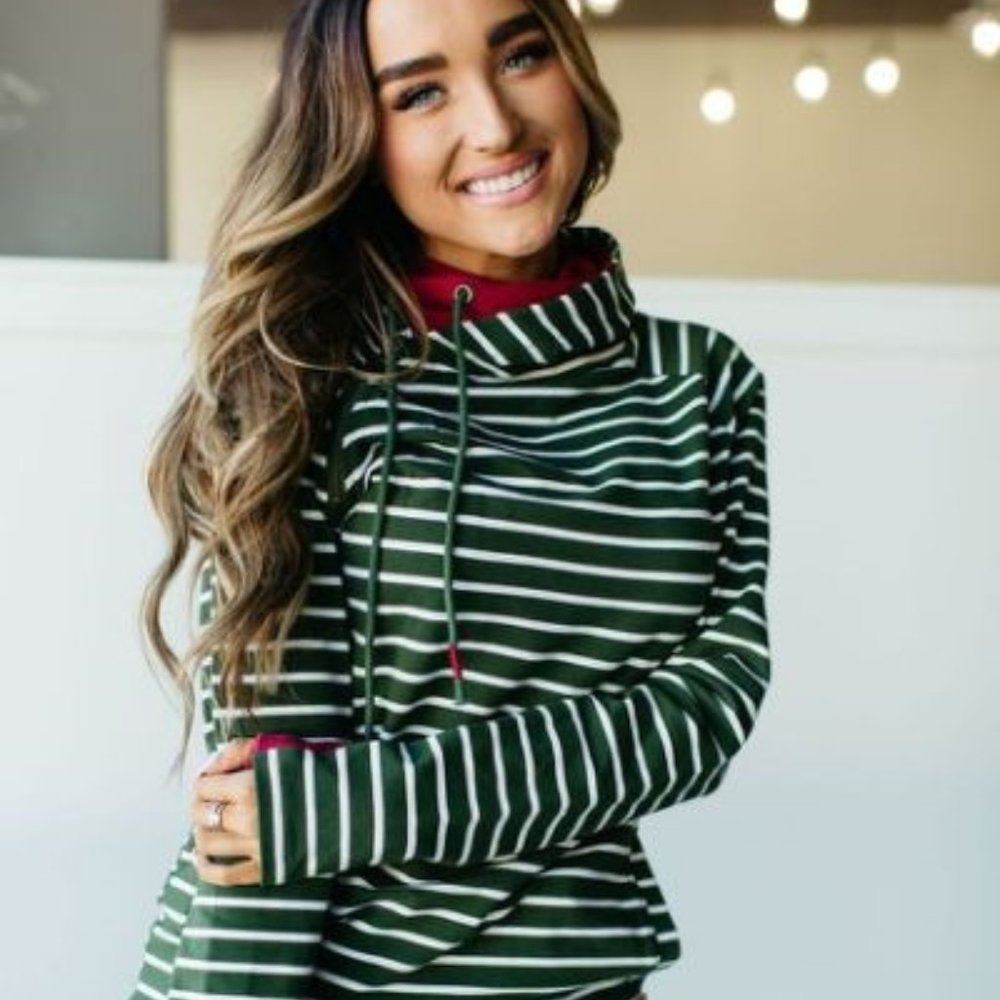 Ampersand Avenue Doublehood - Mistletoe